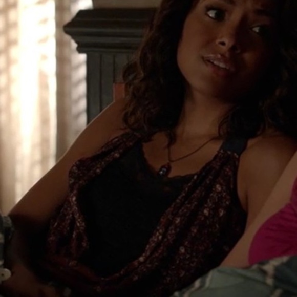 UO Ecote Lumi Twisted Surplice White Tank Top - Picture 15 of 16